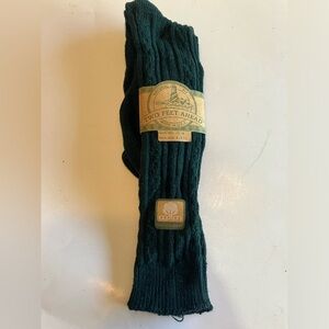 Vintage Two Feet Ahead Cable Knee Socks Hunter Green Shoe Size 13-4 NWT